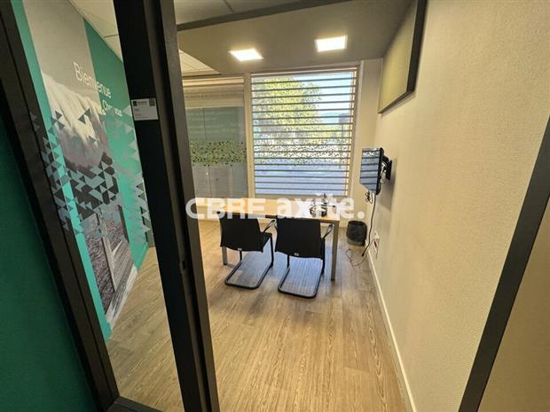 Commerce Location 73000 CHAMBERY
