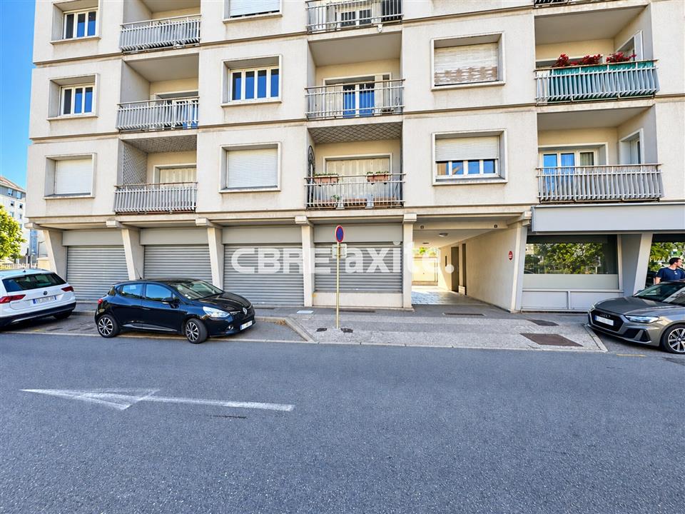 Commerce Location 73000 CHAMBÉRY