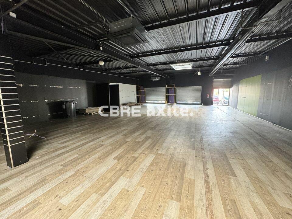 Commerce Location 73230 SAINT ALBAN LEYSSE