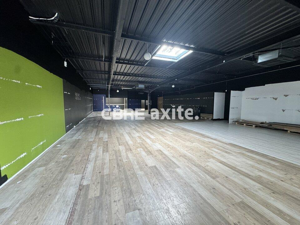 Commerce Location 73230 SAINT ALBAN LEYSSE