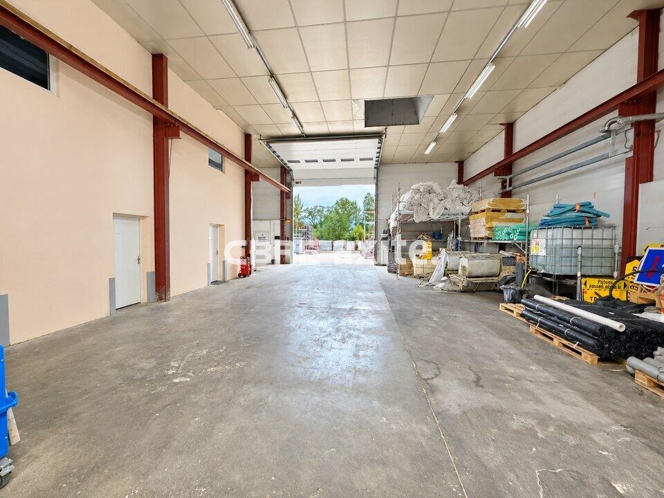Local d'activités Location 73420 MERY