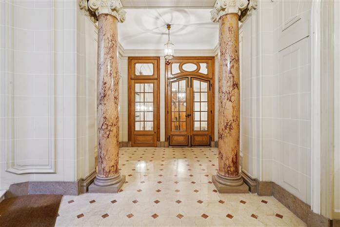 Bureau Location 75008 PARIS 39-41 AVENUE FRANKLIN DELANO ROOSEVELT