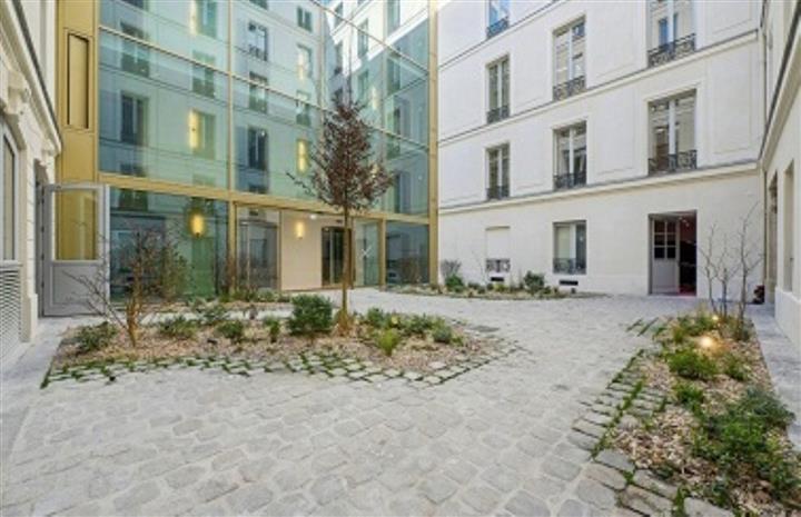 Bureau Location 75008 PARIS 122 RUE LA BOETIE