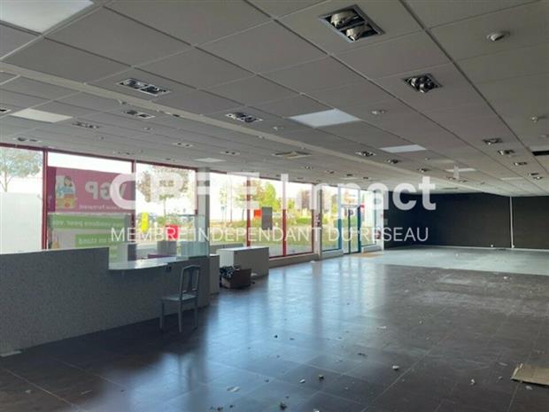 Commerce Location 10410 SAINT PARRES AUX TERTRES