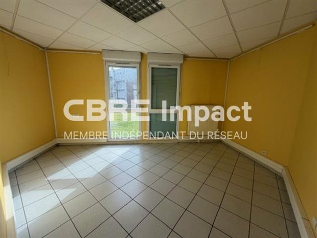 Commerce Location 21850 SAINT-APOLLINAIRE