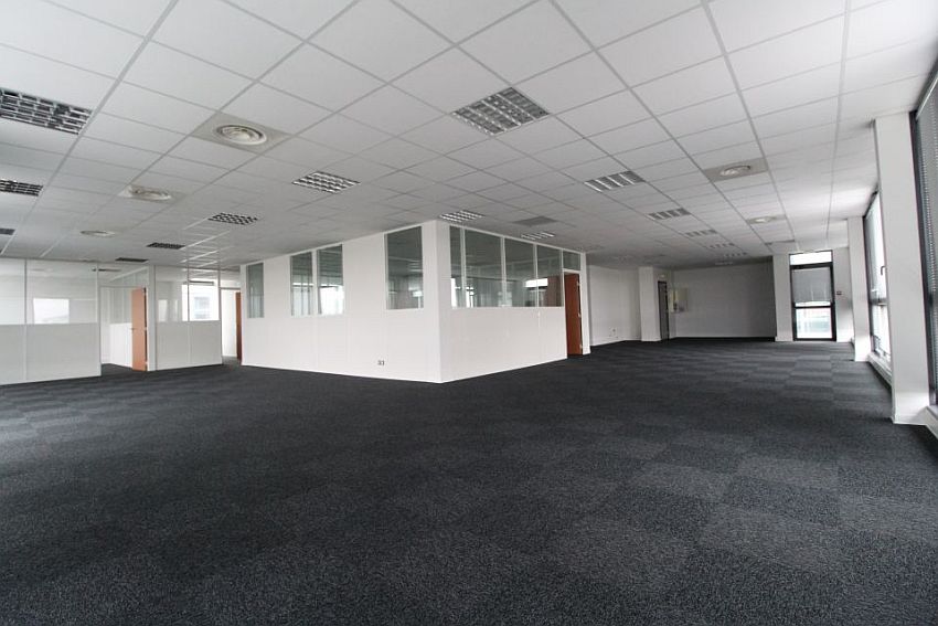 Bureau Location 51100 REIMS