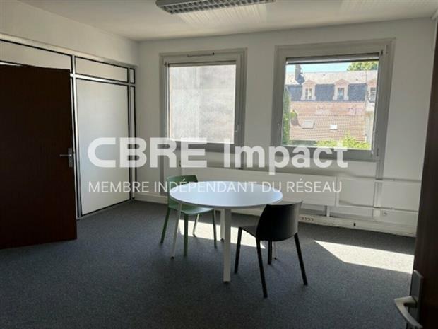Bureau Location 51100 REIMS