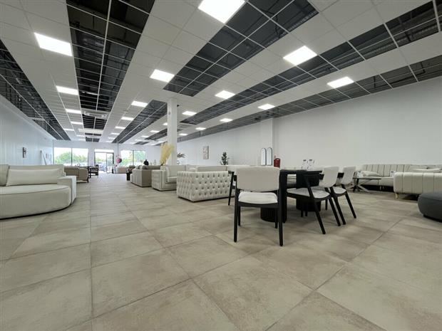 Commerce Location 51100 REIMS