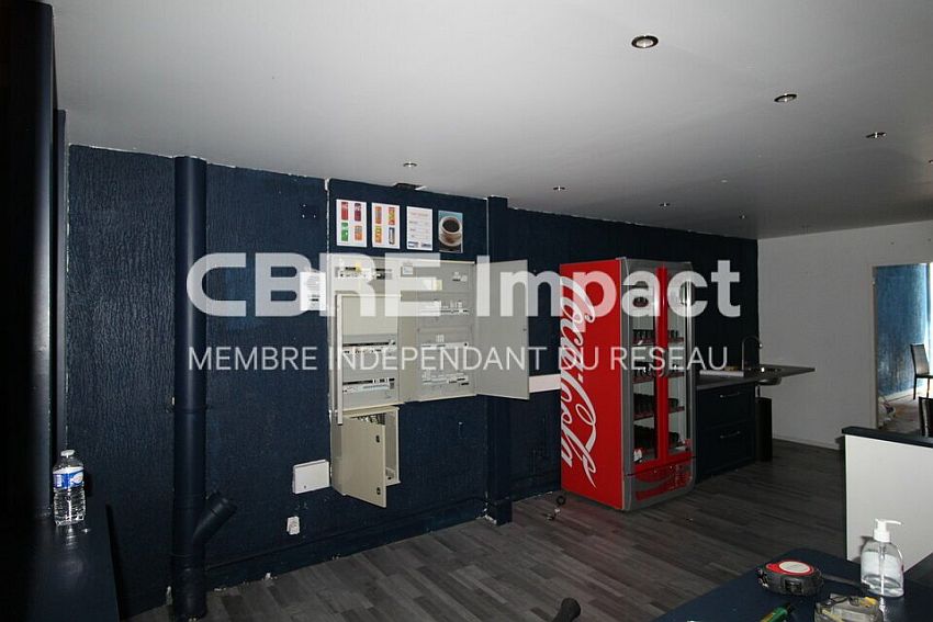 Commerce Location 51430 TINQUEUX