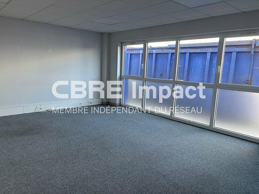Local d'activités Location 51350 CORMONTREUIL