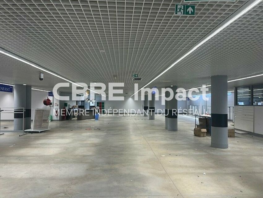 Commerce Location 51100 REIMS