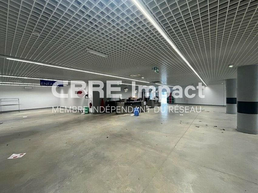 Commerce Location 51100 REIMS