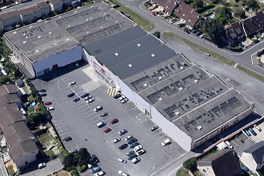 Commerce Location 51100 REIMS