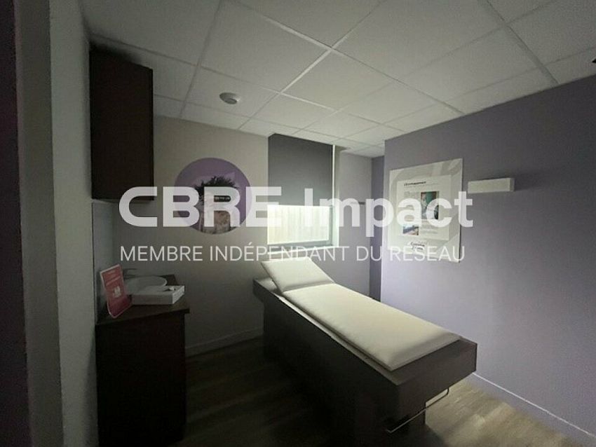 Commerce Location 51100 REIMS