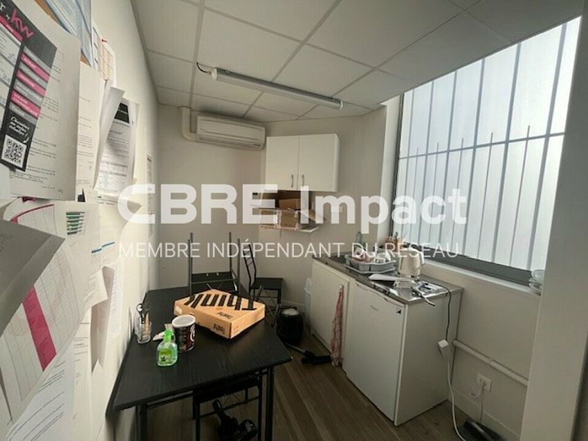 Commerce Location 51100 REIMS