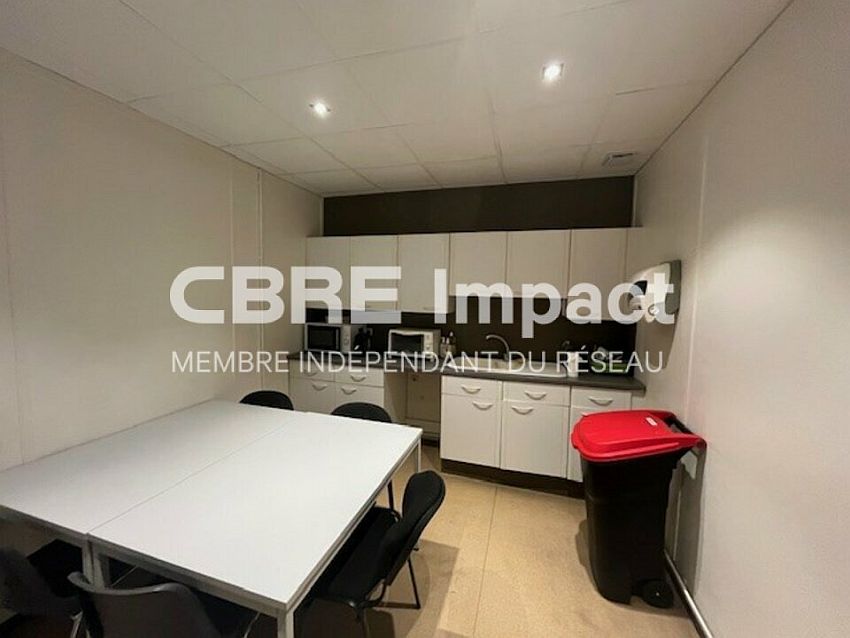 Local d'activités Location 51350 CORMONTREUIL