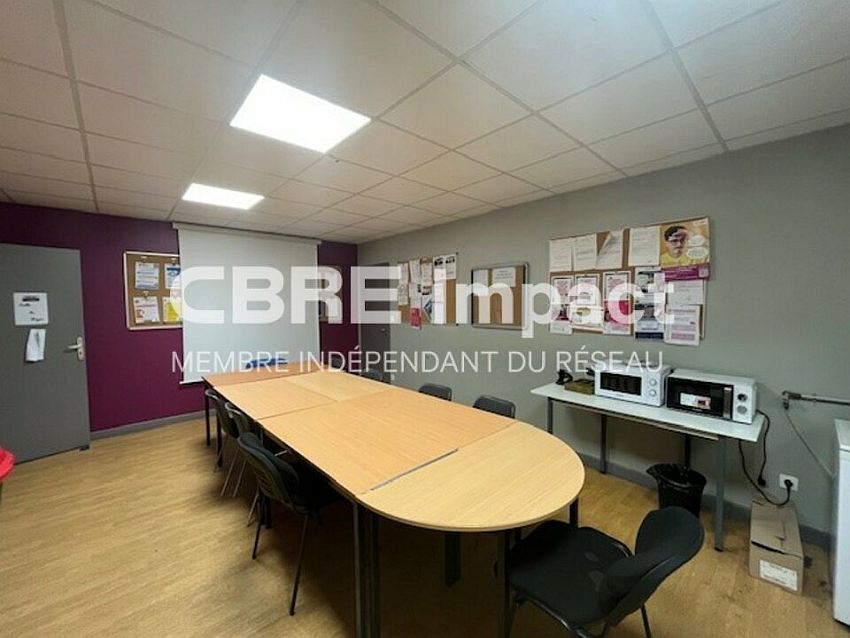 Local d'activités Location 51350 CORMONTREUIL