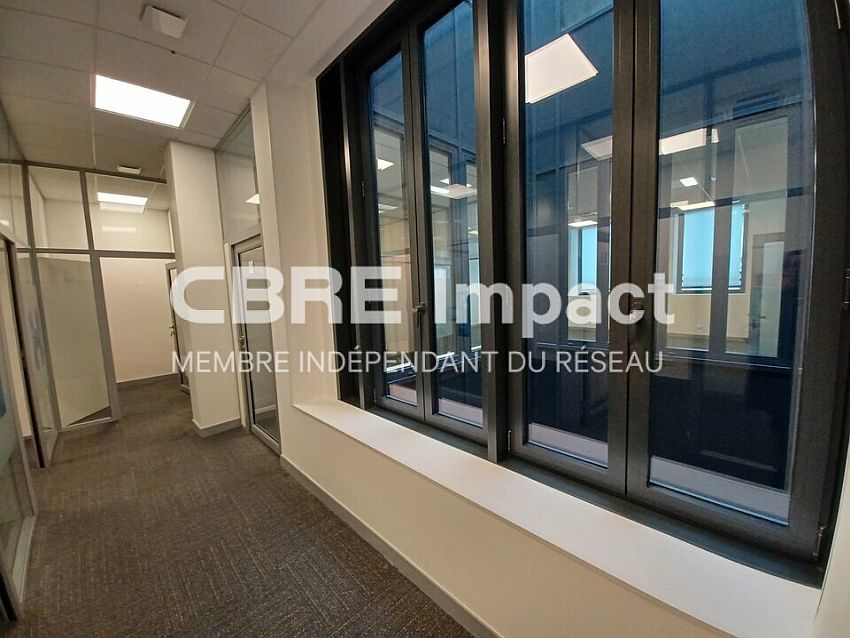 Bureau Location 51100 REIMS