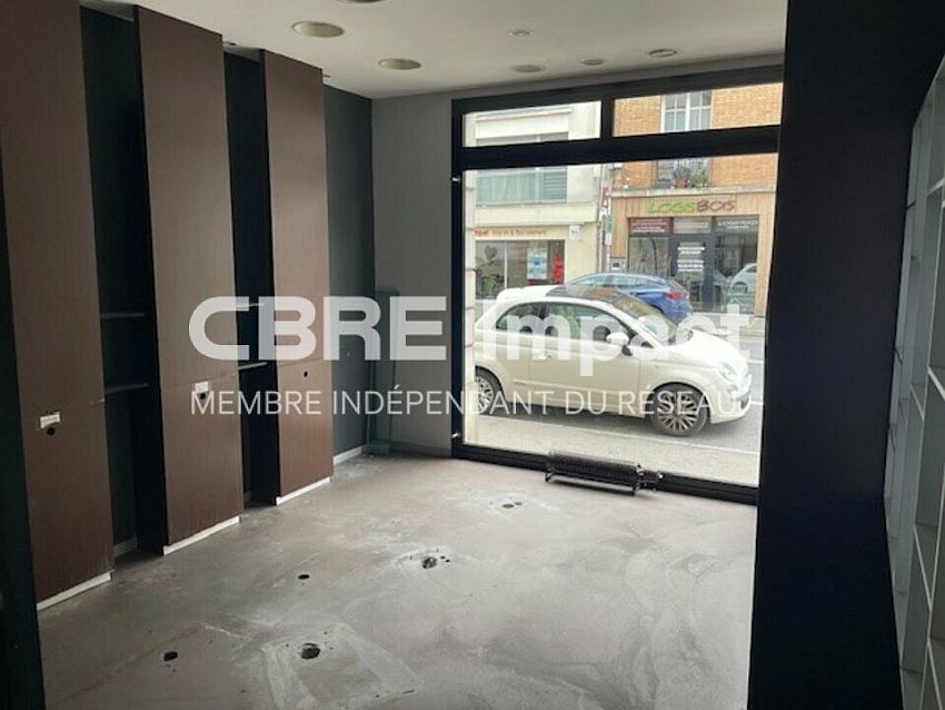 Commerce Location 51100 REIMS