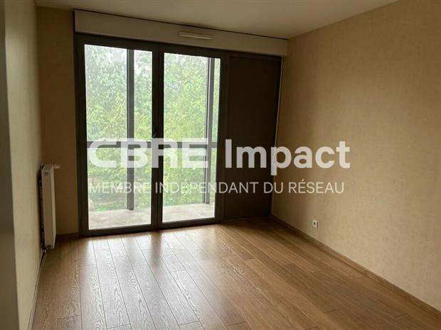 Bureau Location 51100 REIMS