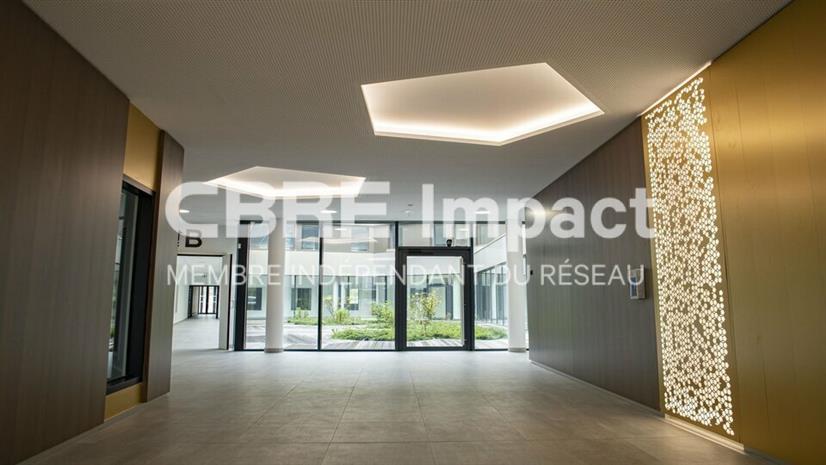Bureau Location 51430 BEZANNES