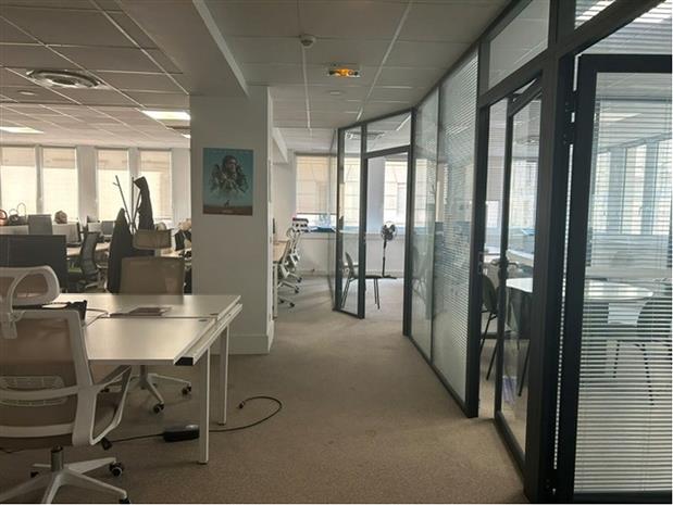 Bureau Location 75017 PARIS