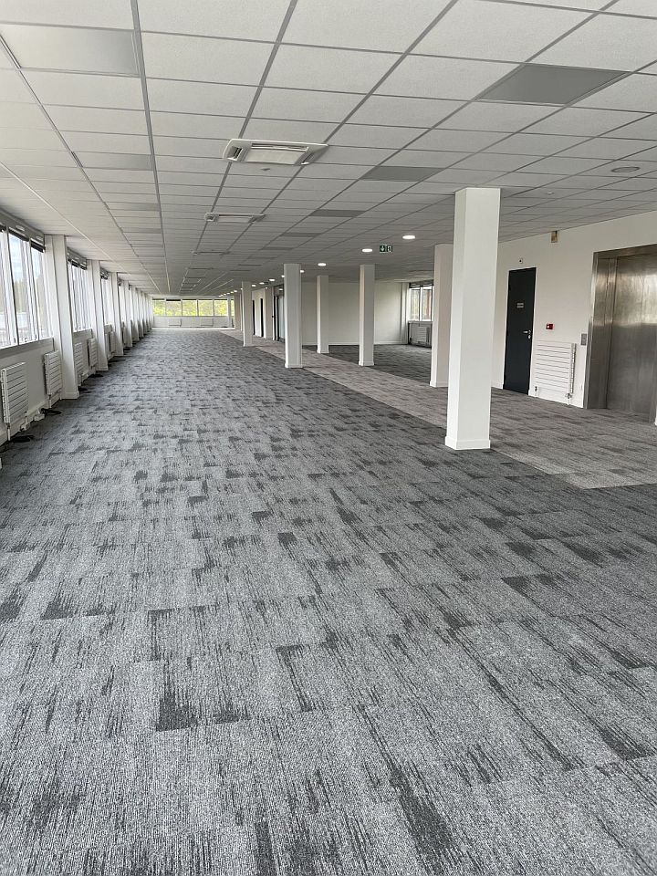 Bureau Location 95000 CERGY