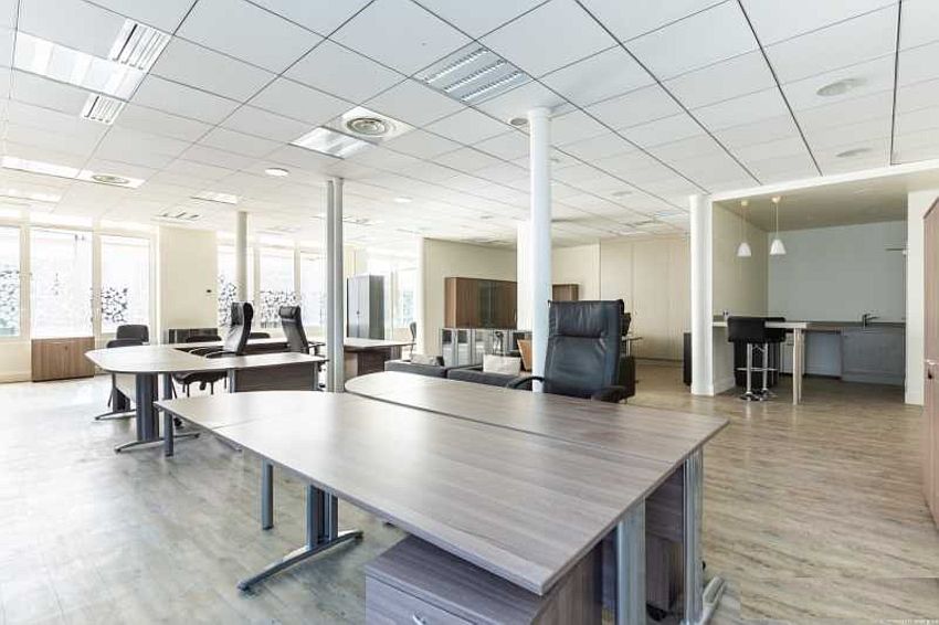 Bureau Location 75010 PARIS 50 RUE DE PARADIS