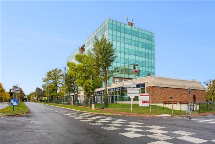 Bureau Location 95000 CERGY