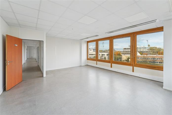 Bureau Location 95000 CERGY