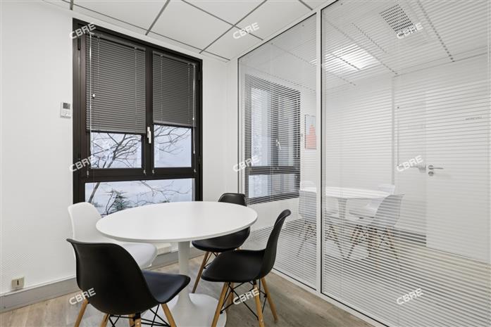 Bureau Location 75015 PARIS 24 RUE FIRMIN GILLOT