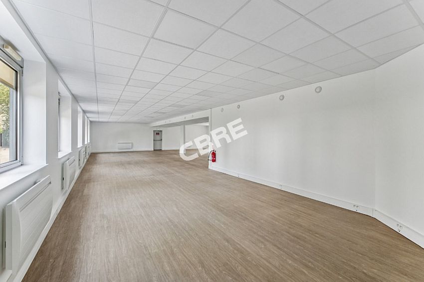Bureau Location 78000 VERSAILLES 7 RUE JEAN MERMOZ