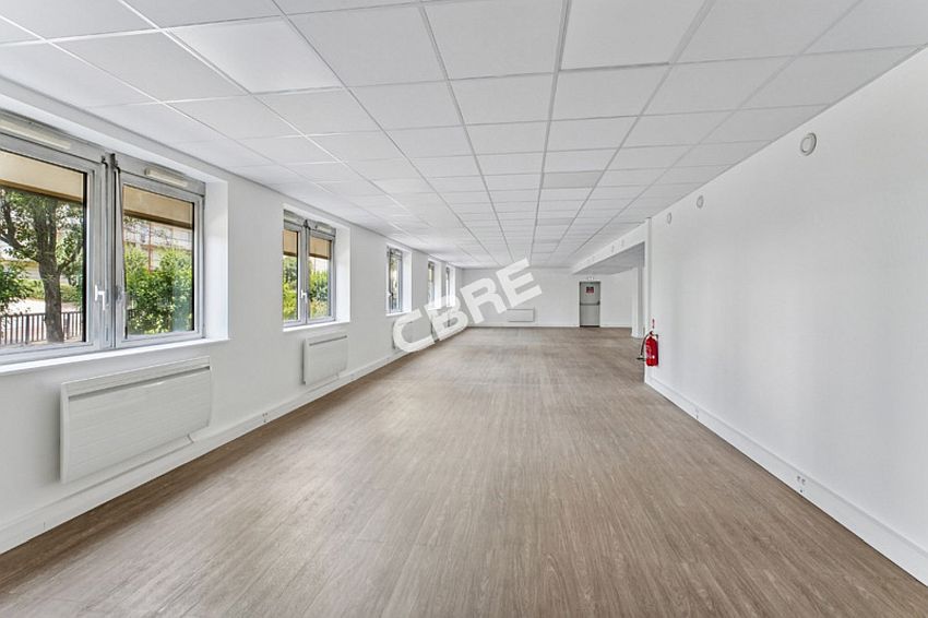 Bureau Location 78000 VERSAILLES 7 RUE JEAN MERMOZ