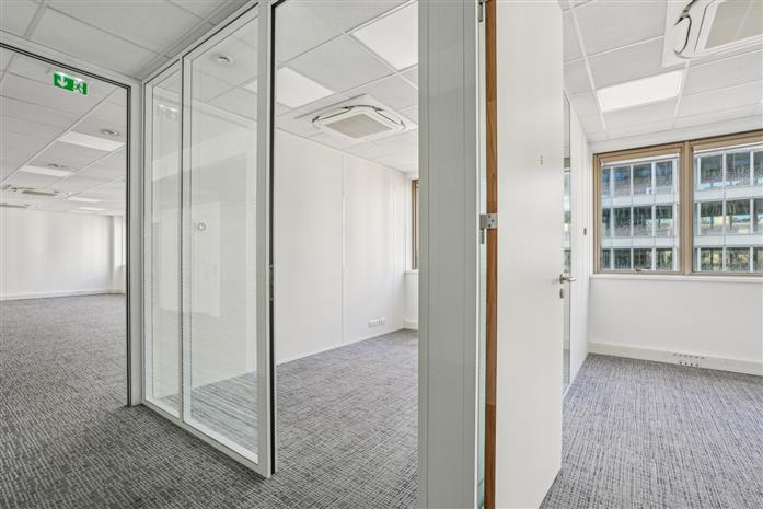Bureau Location 92300 LEVALLOIS PERRET 68 RUE DE VILLIERS