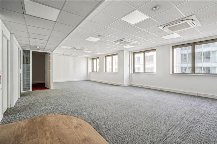 Bureau Location 92300 LEVALLOIS PERRET 68 RUE DE VILLIERS