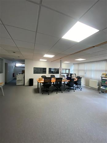 Bureau Location 92240 MALAKOFF 99 AVENUE DU 12 FEVRIER 1934
