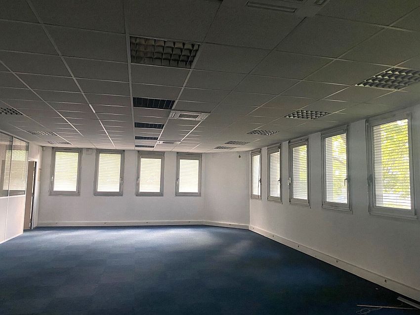 Bureau Location 69500 BRON 6 RUE MARYSE BASTIE