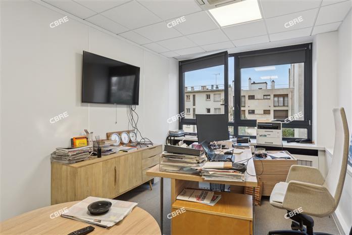 Bureau Location 92200 NEUILLY SUR SEINE 147 AVENUE CHARLES DE GAULLE