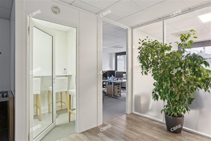 Bureau Location 92200 NEUILLY SUR SEINE 147 AVENUE CHARLES DE GAULLE