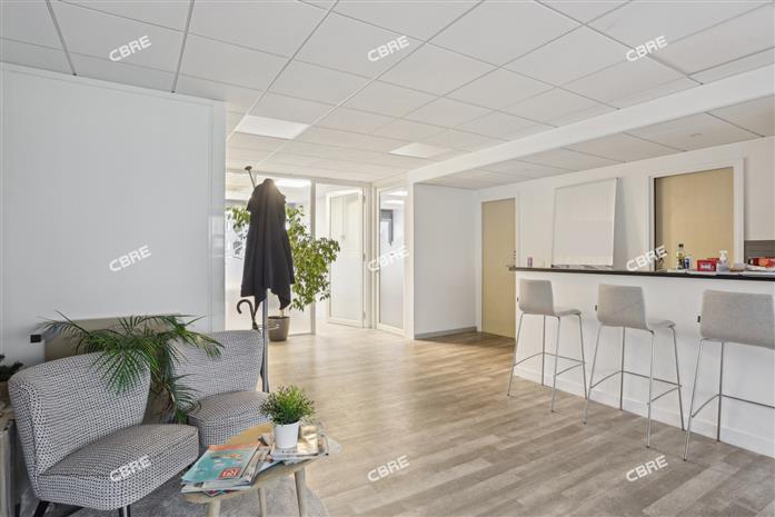 Bureau Location 92200 NEUILLY SUR SEINE 147 AVENUE CHARLES DE GAULLE