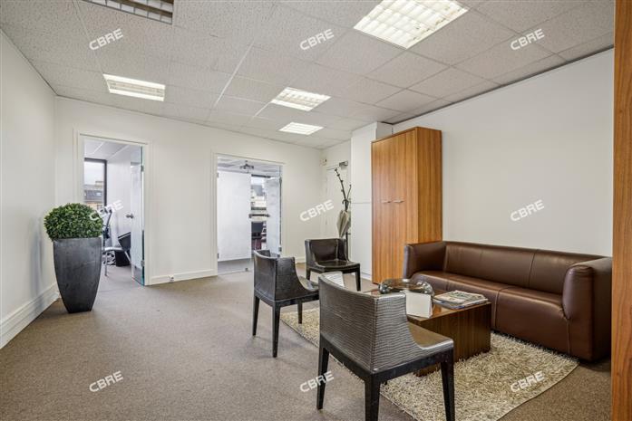 Bureau Location 92200 NEUILLY SUR SEINE 147 AVENUE CHARLES DE GAULLE