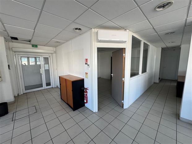 Local d'activités Location 92000 NANTERRE