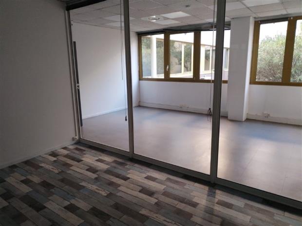 Bureau Location 13127 VITROLLES