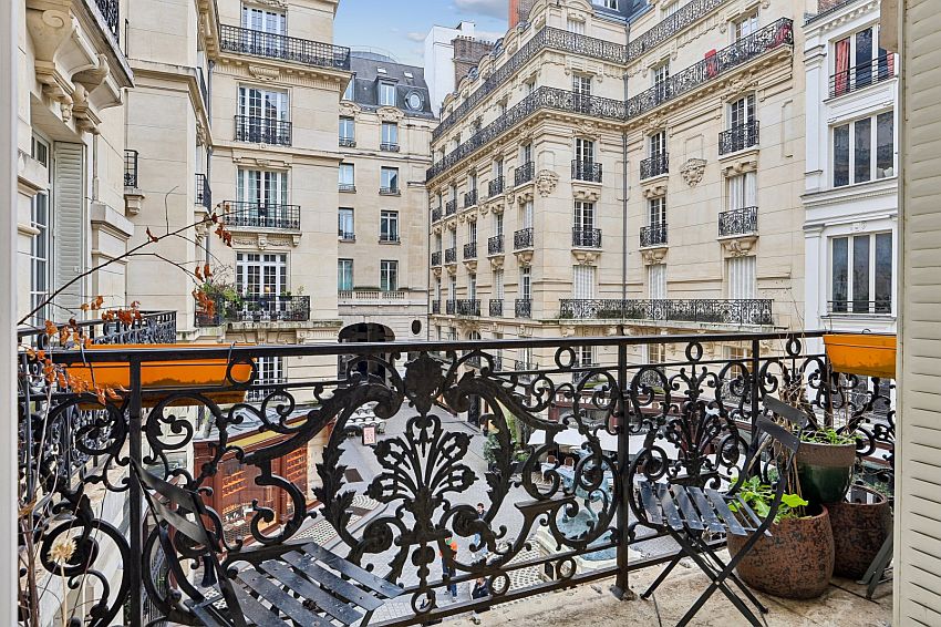 Bureau Location 75009 PARIS 1-3 SQUARE DE L'OPERA