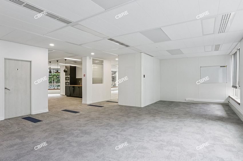 Bureau Location 92130 ISSY LES MOULINEAUX 11-13 RUE RENE JACQUES