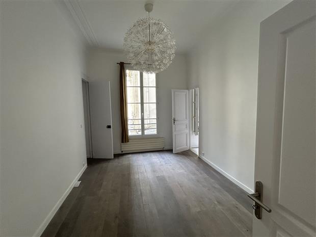Bureau Location 75009 PARIS 10 RUE DE SEZE