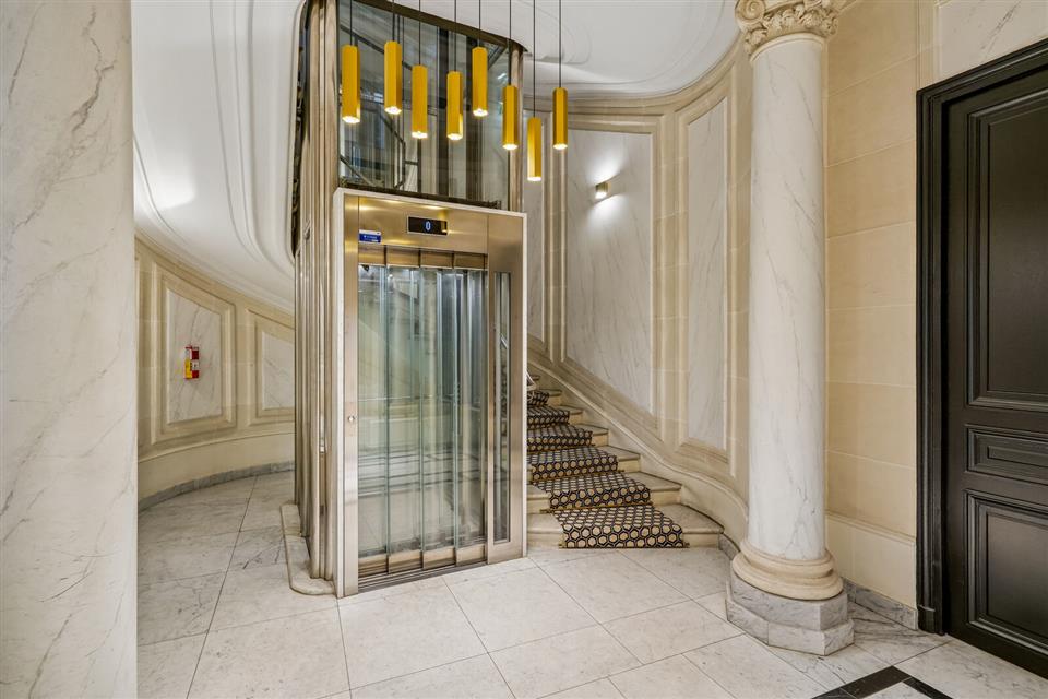 Bureau Location 75116 PARIS 43-45 AVENUE KLEBER