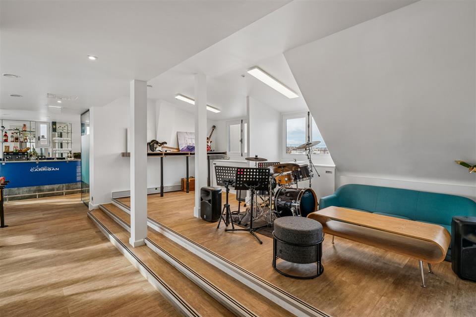 Bureau Location 75116 PARIS 43-45 AVENUE KLEBER