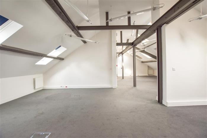 Bureau Location 75008 PARIS 11 RUE JEAN MERMOZ