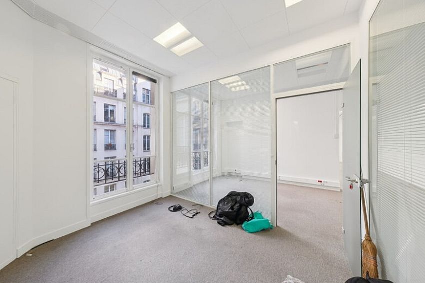 Bureau Location 75009 PARIS 3-5 RUE SAINT GEORGES